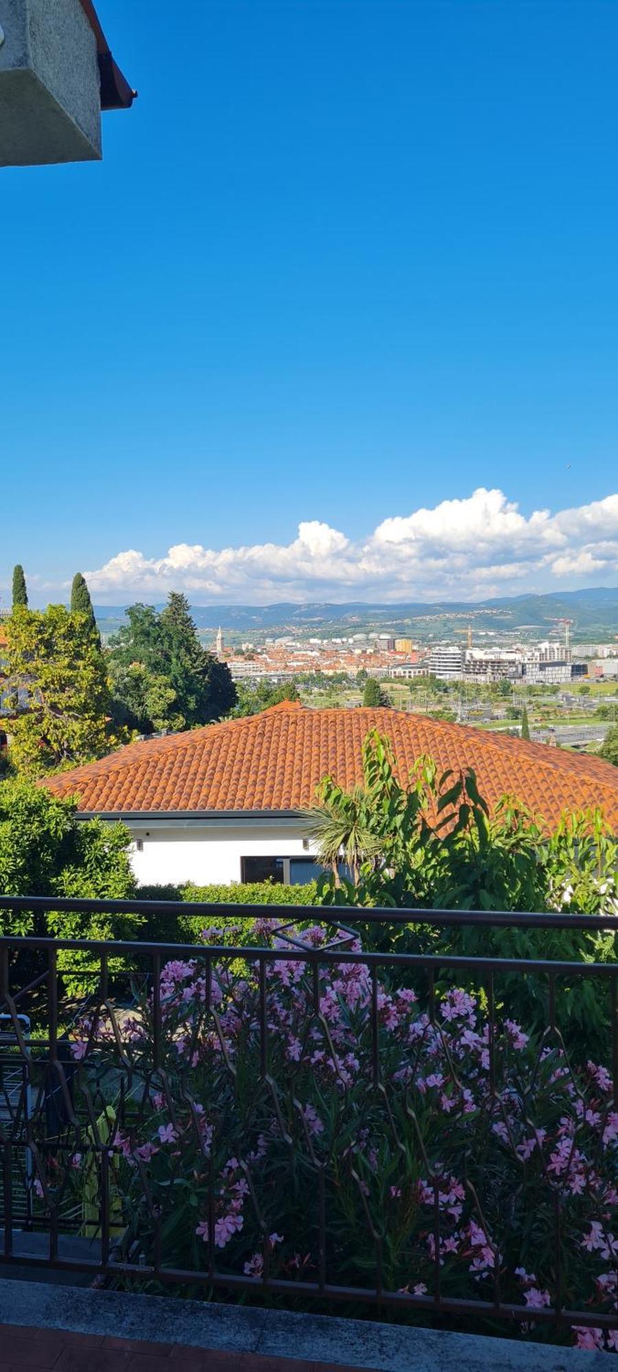 Apartment By The Castle Koper Luaran gambar